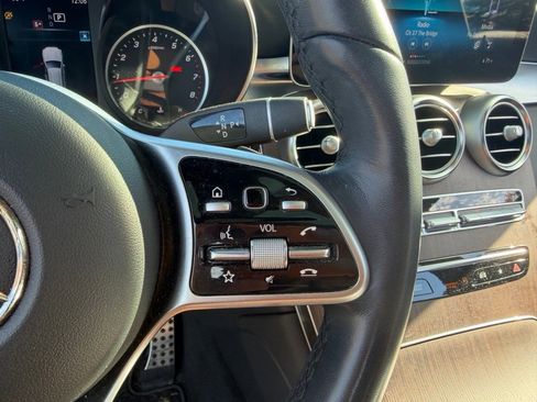 Used 2022 Mercedes-Benz GLC 300 4MATIC image 17
