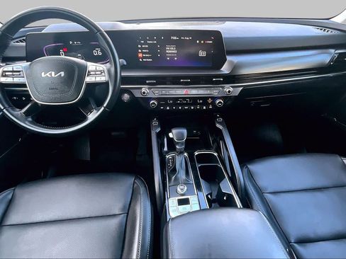 Certified 2025 Kia Telluride S FWD image 16