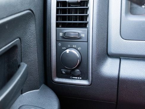 Used 2018 RAM 1500 Tradesman w/ Popular Equipment Group AWD/4WD image 10