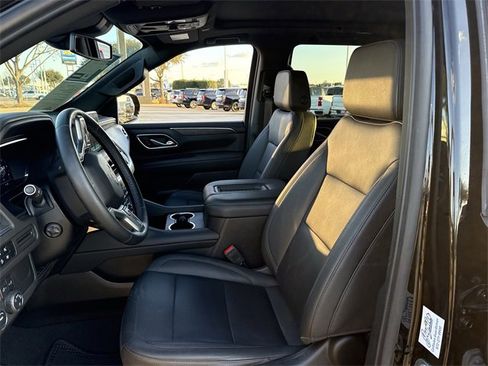 Certified 2023 Chevrolet Tahoe Z71 w/ Luxury Package image 25