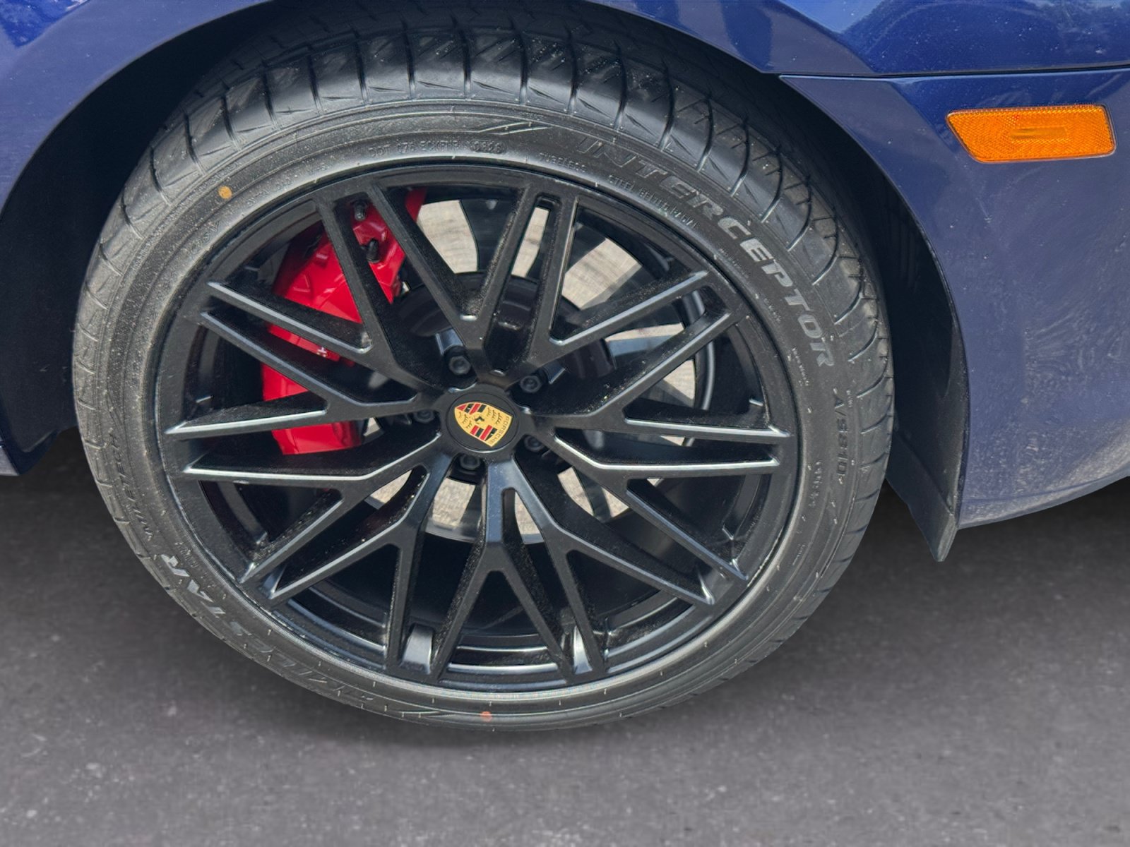 Used 2023 Porsche Macan GTS w/ Premium Package Plus AWD/4WD image 7