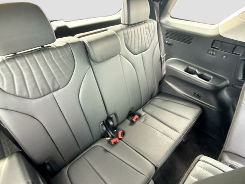 Used 2023 Hyundai Palisade Limited image 28