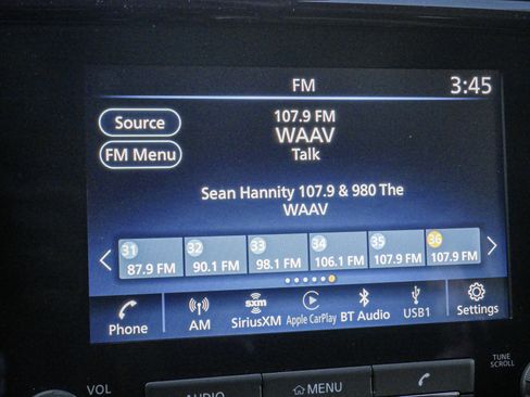 Used 2023 Nissan Frontier SV w/ SV Convenience Package image 23