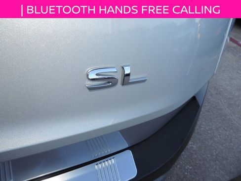 Used 2021 Nissan Rogue SL FWD image 12