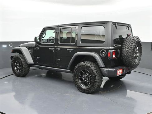 Used 2025 Jeep Wrangler Unlimited Sport AWD/4WD image 25