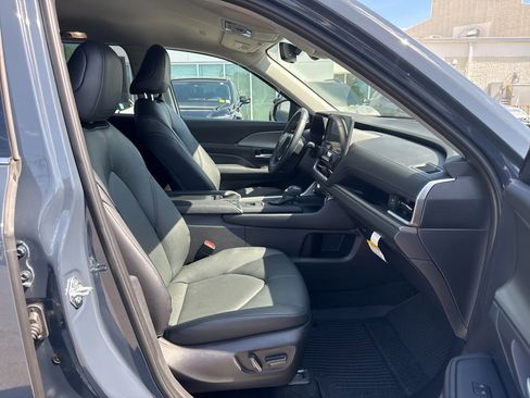 Used 2026 Toyota Grand Highlander AWD Hybrid image 16