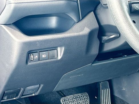 New 2025 Toyota RAV4 LE image 10