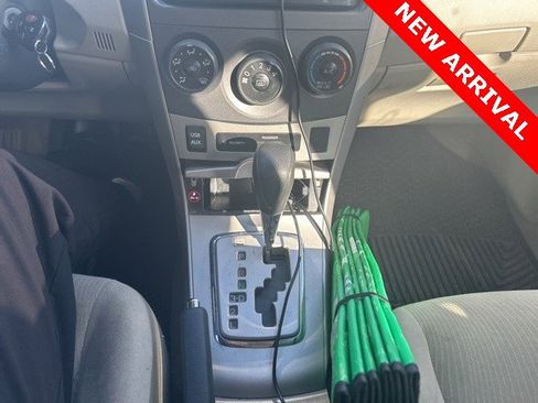 Used 2013 Toyota Corolla LE image 16
