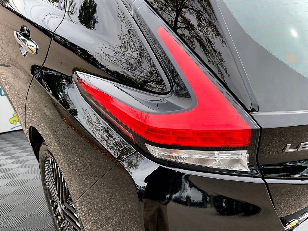 Certified 2025 Nissan Leaf SV Plus FWD image 31