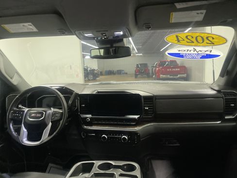 Used 2024 GMC Sierra 2500 SLE w/ SLE Value Package; image 22