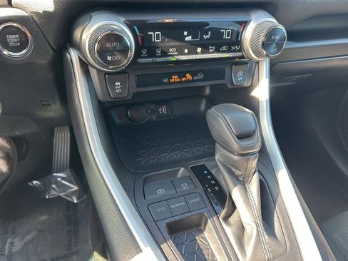Used 2024 Toyota RAV4 XLE image 10