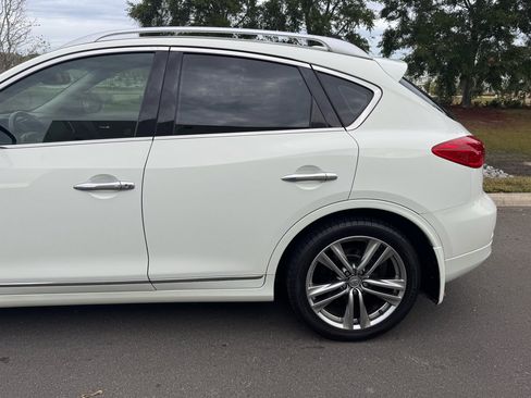 Used 2015 INFINITI QX50 AWD image 9