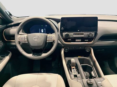 New 2026 Toyota Grand Highlander AWD Hybrid image 20