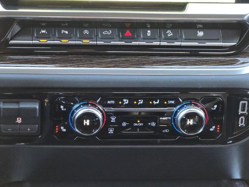 New 2026 GMC Sierra 1500 Elevation w/ Elevation Premium Package image 32