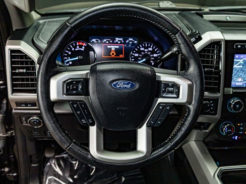 Used 2020 Ford F250 Lariat image 17