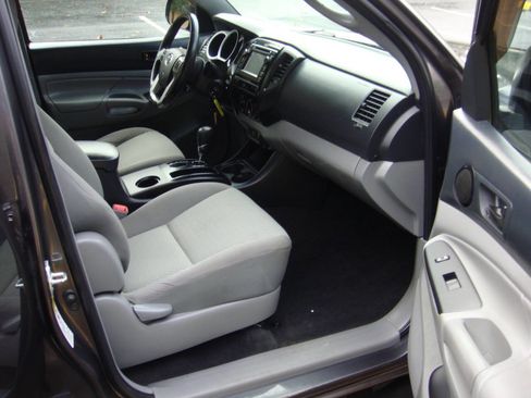 Used 2013 Toyota Tacoma 4x4 Double Cab image 15