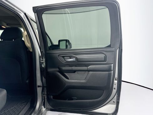 Used 2019 RAM 1500 Tradesman AWD/4WD image 27