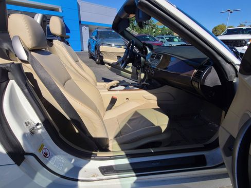 Used 2003 BMW Z4 2.5i image 17