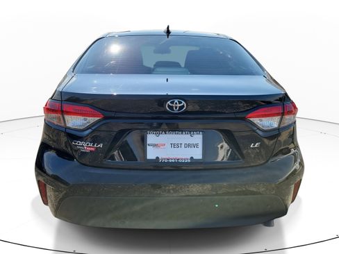 Used 2025 Toyota Corolla LE image 5