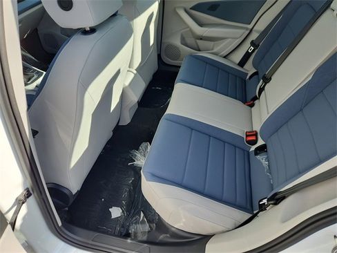 New 2026 Volkswagen Jetta SE image 8