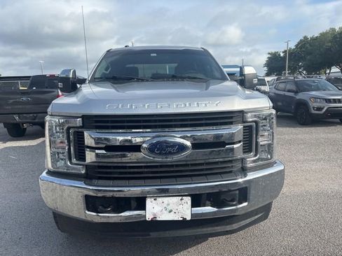 Used 2019 Ford F250 XL w/ STX Appearance Package AWD/4WD image 2