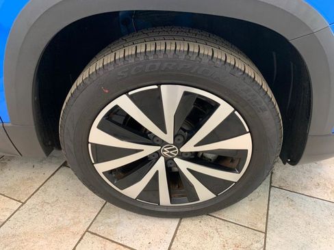 Used 2022 Volkswagen Taos SE image 10