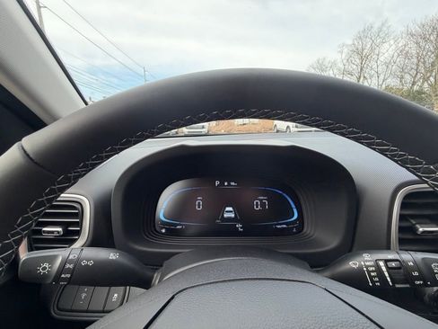 New 2026 Hyundai Venue SEL FWD image 35