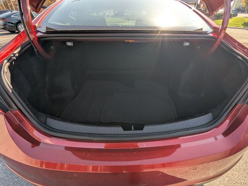 Used 2024 Chevrolet Malibu LT image 14