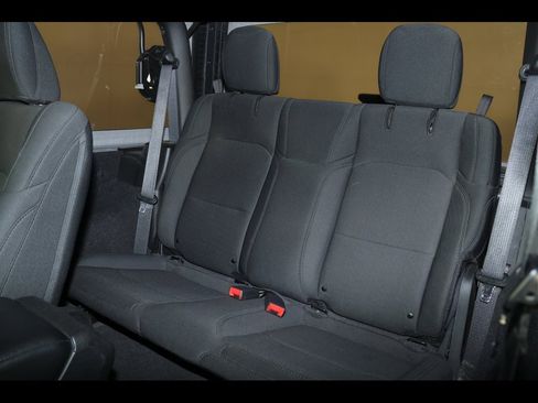 Used 2021 Jeep Wrangler Sport S image 24