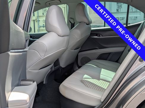 Used 2022 Toyota Camry SE FWD image 13