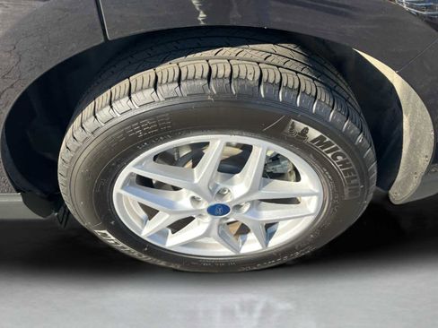 Used 2022 Ford Edge SEL w/ Convenience Package image 10