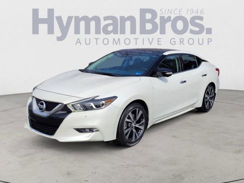 Used 2017 Nissan Maxima Platinum image 7