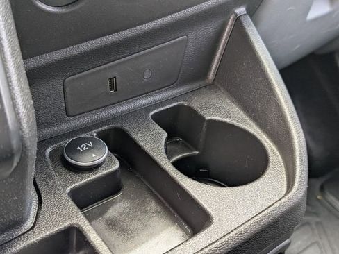 Used 2018 Ford Transit 250 Medium Roof image 23