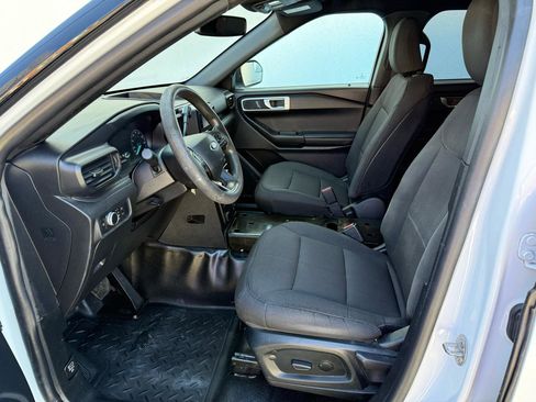 Used 2022 Ford Explorer 4WD Police Interceptor image 12