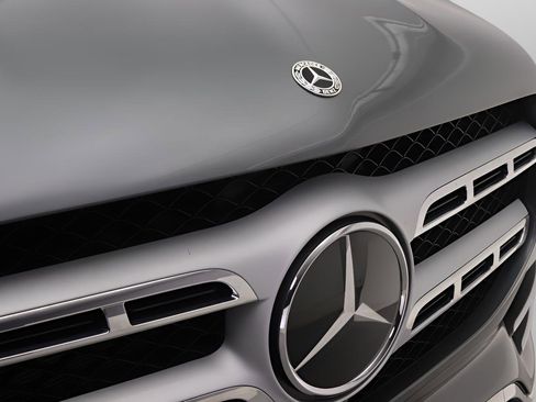 Certified 2023 Mercedes-Benz GLS 450 4MATIC image 25