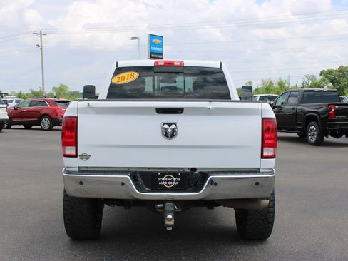 Used 2018 RAM 2500 SLT AWD/4WD image 8
