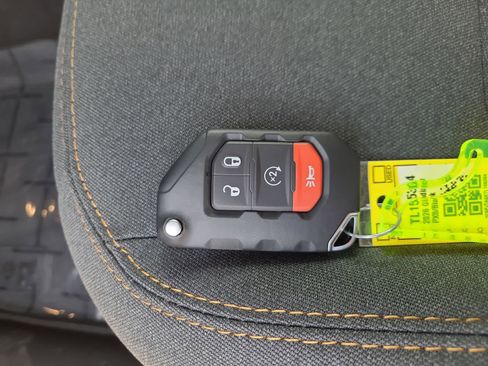 New 2026 Jeep Gladiator Sport image 28