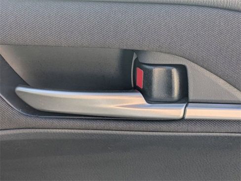 Certified 2025 Toyota Camry LE image 32