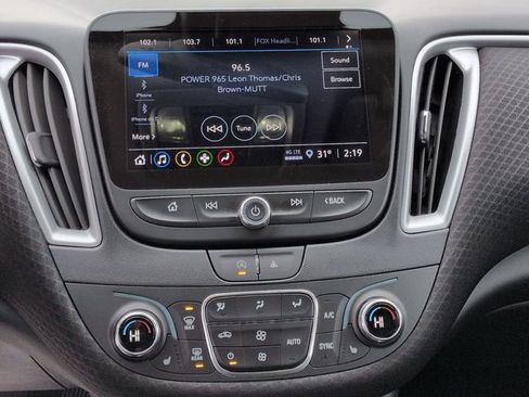 Used 2024 Chevrolet Malibu LT image 21