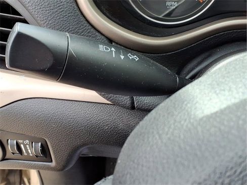 Used 2015 Jeep Cherokee Latitude image 21