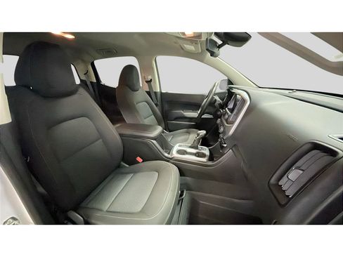 Used 2022 Chevrolet Colorado LT image 16