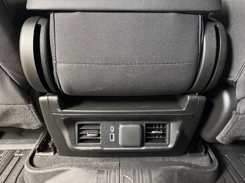 Used 2026 GMC Sierra 3500 SLE w/ Preferred Package image 18