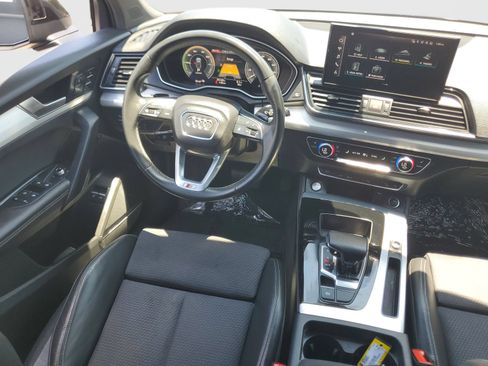 Used 2023 Audi Q5 e Premium Plus w/ Premium Plus Package AWD/4WD image 12