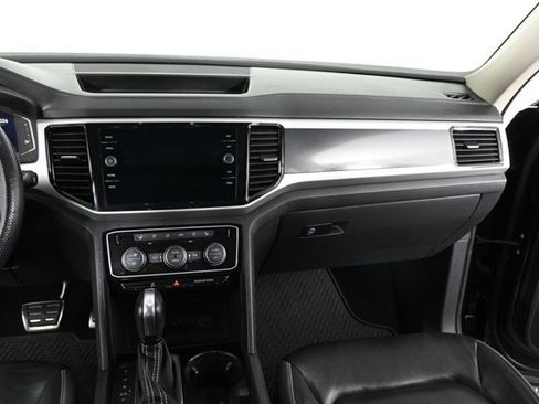 Certified 2022 Volkswagen Atlas SEL Premium image 20