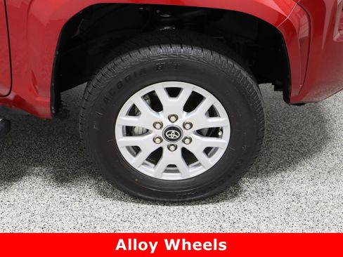 Used 2025 Toyota Tacoma SR5 image 5