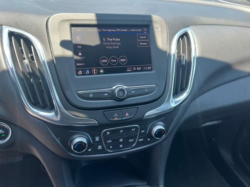 Certified 2023 Chevrolet Equinox LT AWD/4WD image 9