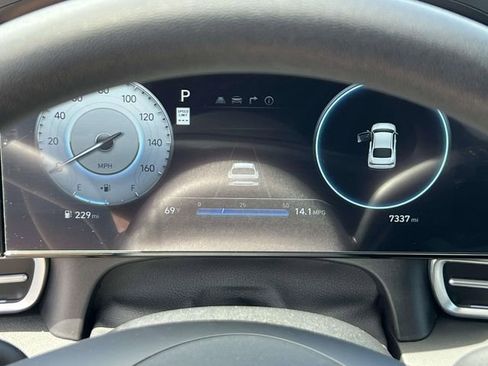 Certified 2024 Hyundai Elantra SEL FWD image 23