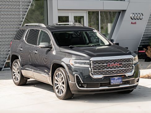 Used 2021 GMC Acadia Denali w/ Denali Ultimate Package AWD/4WD image 2