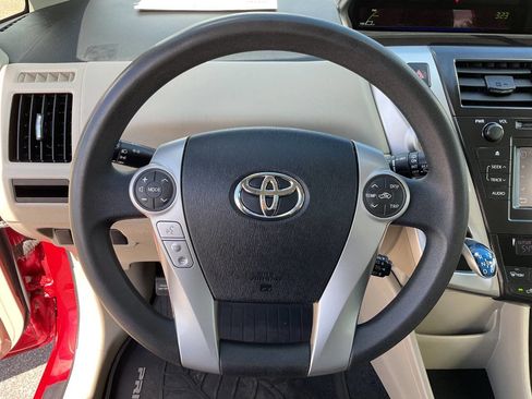 Used 2012 Toyota Prius V Three FWD image 17