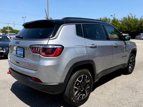 Used 2019 Jeep Compass Trailhawk w/ Cold Weather Group AWD/4WD image 31
